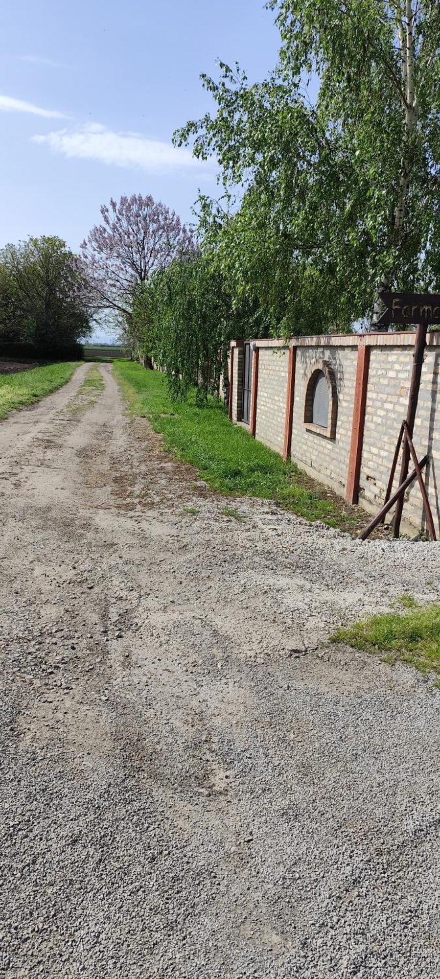 Salas Farma 47-Miris Dunja Cenej Εξωτερικό φωτογραφία